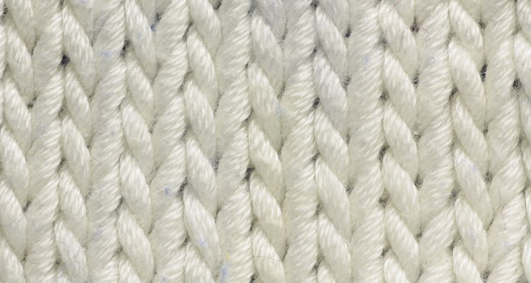 La lana es una fibra milagrosa y puede transformarse en un jersey acogedor.
