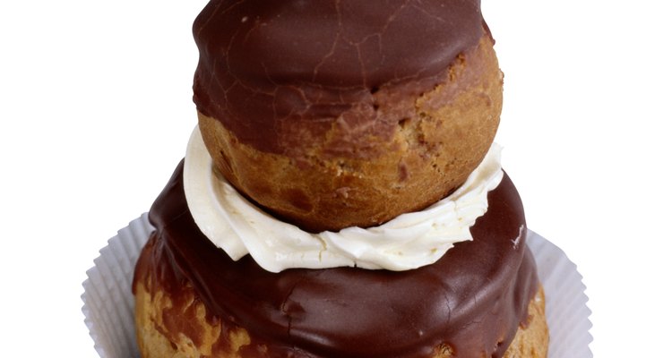 Una religielise es un pastelillo de crema grande cubierto con uno más pequeño.