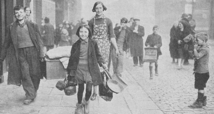 Tanto mujeres como niños se unieron a la mano de obra durante la guerra.