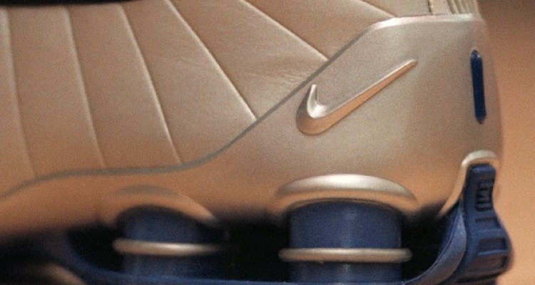 Varied cushioning can protect the feet from the effects of prolonged exercise.
