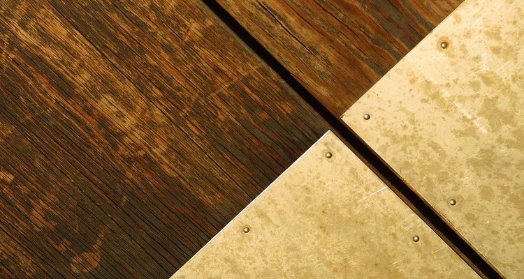 El aceite de linaza cocido es el más utilizado en los proyectos de pavimento interior y en los muebles de madera en interiores.