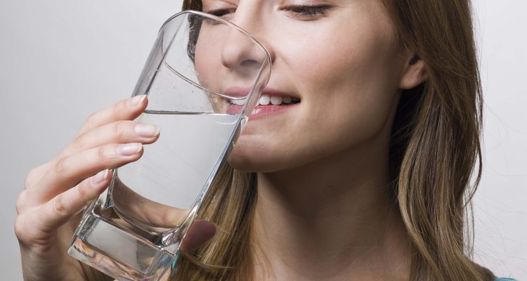 Sin agua, el cuerpo humano no sobrevive por mucho tiempo.