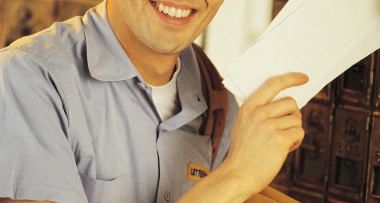 average postman salary