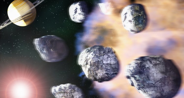 Los asteroides están atrapados en la gravedad del sol entre Marte y Júpiter.