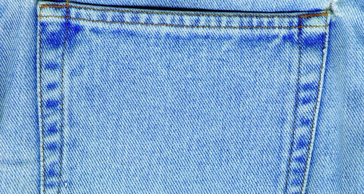 Seca tus shorts en el modo inarrugable por 15 minutos para prevenir que el denim se encoja.
