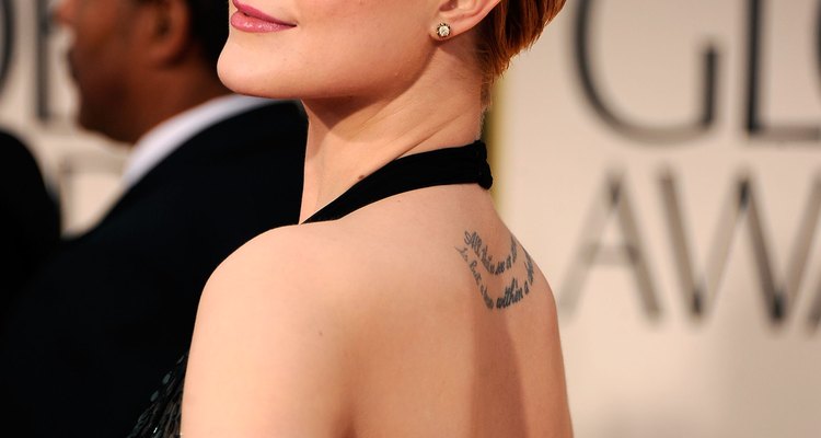 A atriz Evan Rachel Wood tem uma tatuagem secreta na parte interna do lábio