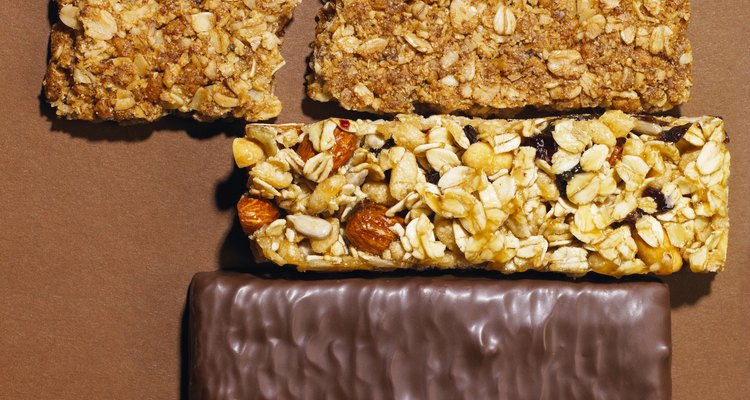Protein bars that are low in sugar make healthy snacks.