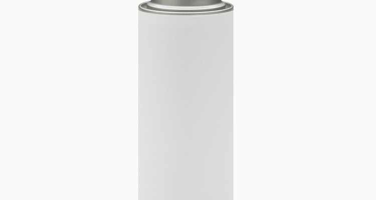 Una lata de repelente vieja puede indicar que el producto ha caducado.