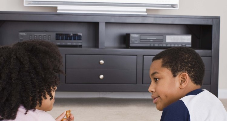 With the TV's remote control, you can remove the TV station's onscreen logo.