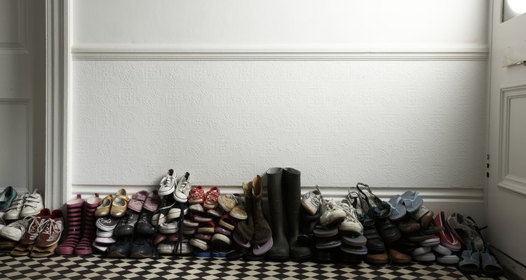 Una gran colección de zapatos puede convertirse en un desastre.