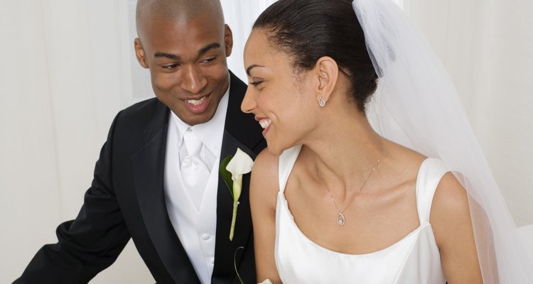 Muitos afro-americanos voltaram a incorporar o costume de pular a vassoura em suas cerimônias de casamento