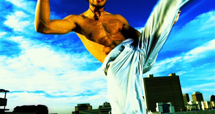 El capoeira se realiza en rodas que son luchas amistosas.