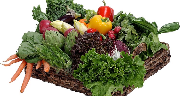 Las dietas de pérdida de peso deberían incluir frutas y verduras frescas.