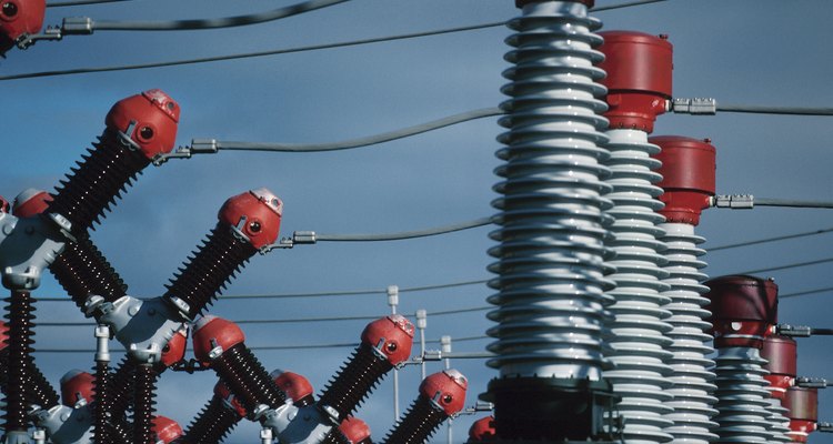 Equipamento trifásico é comum em sistemas de distribuição de energia