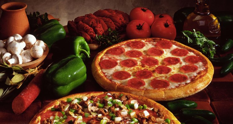 En la forma en que se la conoce en los Estados Unidos, la pizza es una comida única de ese país.