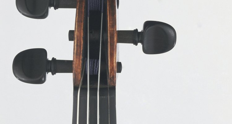 Trocar o encordoamento de um violoncelo é um procedimento simples