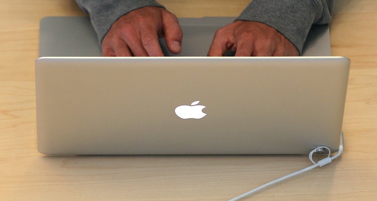 Os computadores MacBook Pro mais novos utilizam telas de LED