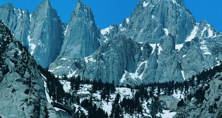 Mount Whitney es la corona de la Sierra.