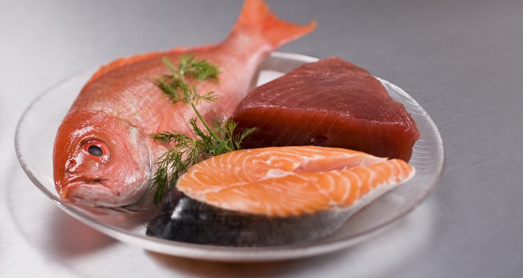 El salmón frito es fácil de hacer y tiene resultados fenomenales.