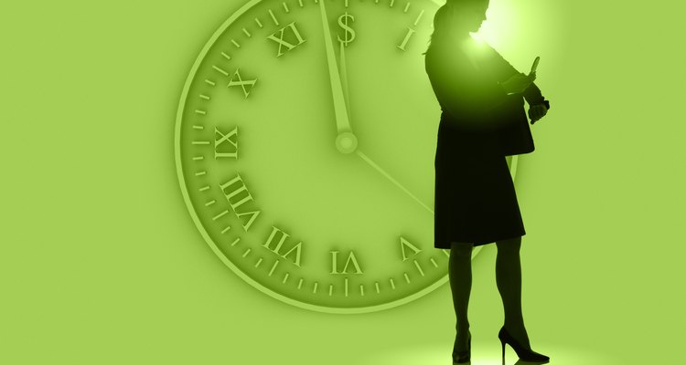 Compra con una semana de anticipación, para no estar corriendo y elegir mal.