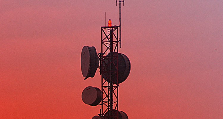 La estructura de difusión ANSI/EIA/TIA-222- G es un estándar que se conoce como las "Normas estructurales para torres de antena de acero y estructuras de soporte de antenas".