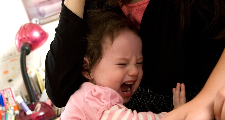 La frustación de un niño a menudo se puede convertir en un berrinche.