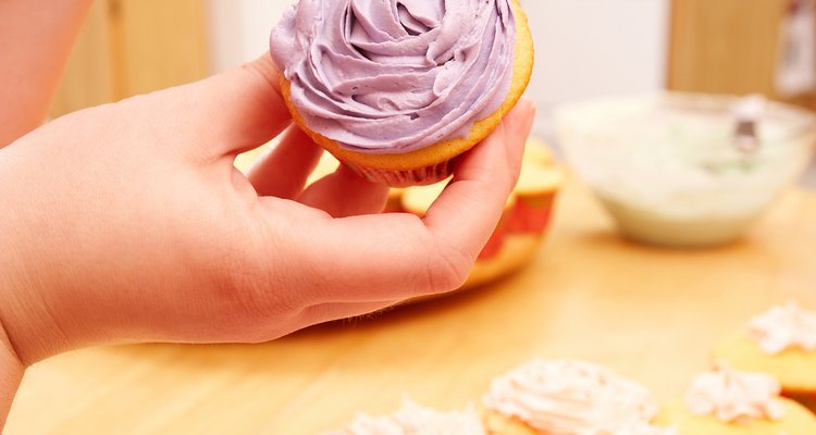 Creme de manteiga de merengue suíço pode ser usado em cupcakes