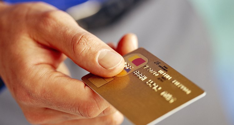 Como titular de la tarjeta, tienes que ponerte en contacto con tu compañía de tarjeta de crédito, no Visa, para disputar la transacción.
