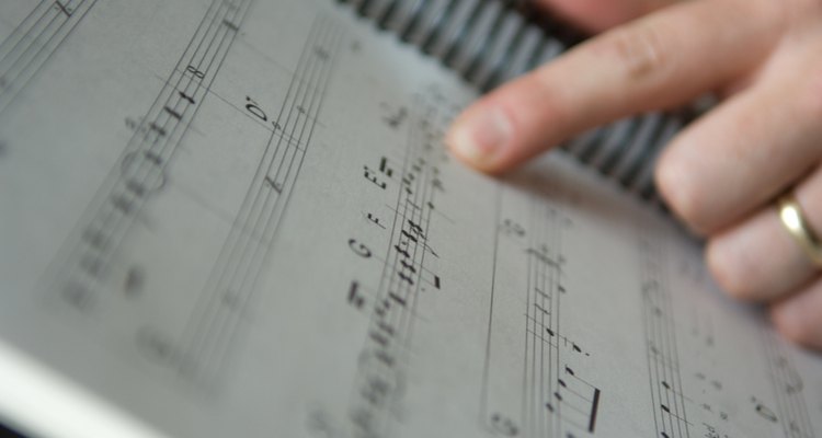 Cada símbolo tem um lugar e propósito na partitura