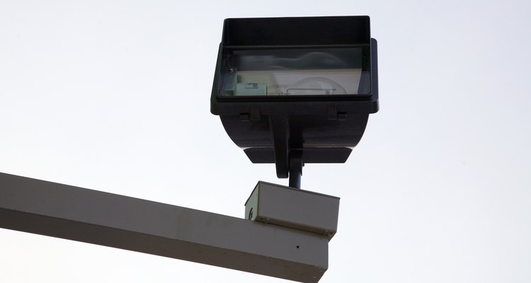 Los temporizadores Intermatic pueden controlar aparatos como luces al aire libre y calentadores de agua.