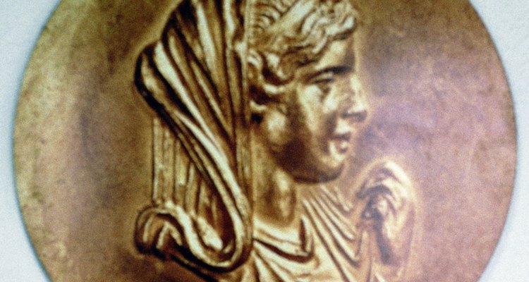 La reina Olimpia fue fundamental para la llegada de Alejandro Magno al poder.