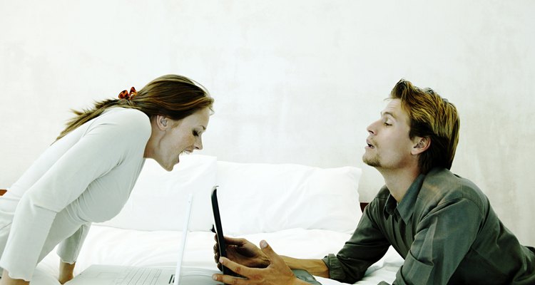Las pantallas tecnológicas pueden contener avisos de la infidelidad de tu pareja.