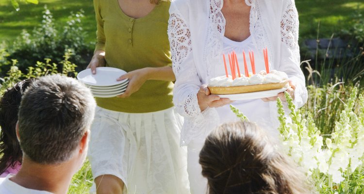 A medida que te acercas a tu cumpleaños 40, puede que comiences a quejarte ruidosamente sobre los gustos musicales de las "generaciones más jóvenes".