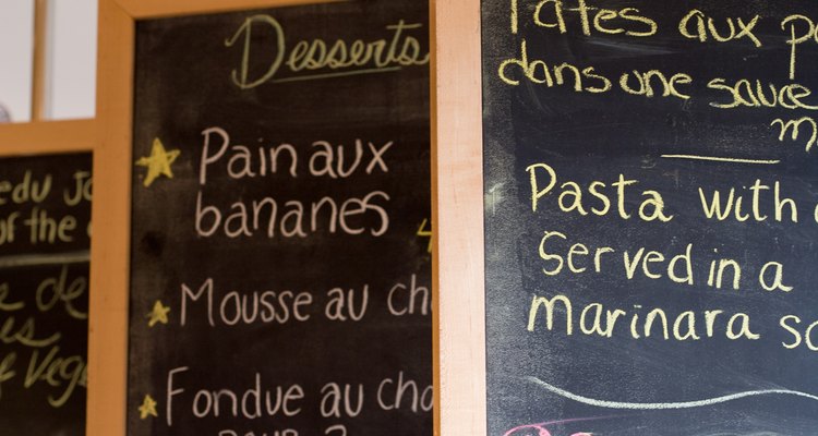 Si eres invitado a una cena en Francia, sigue la etiqueta rigurosamente.