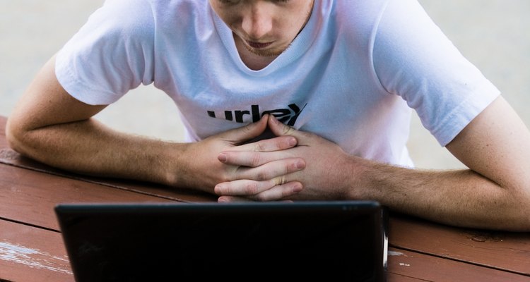 Altere o tipo de arquivo associado com o Wordpad para impedi-lo de abrir programas