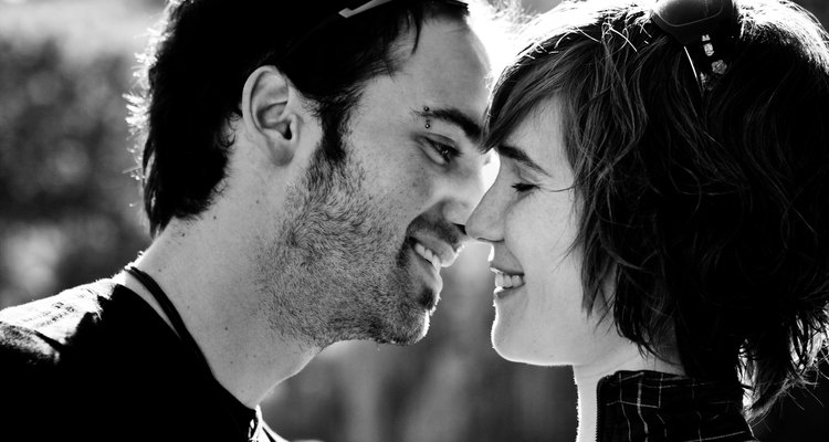Make a dramatic impression and convert your colour photos to black and white with PhotoImpact..