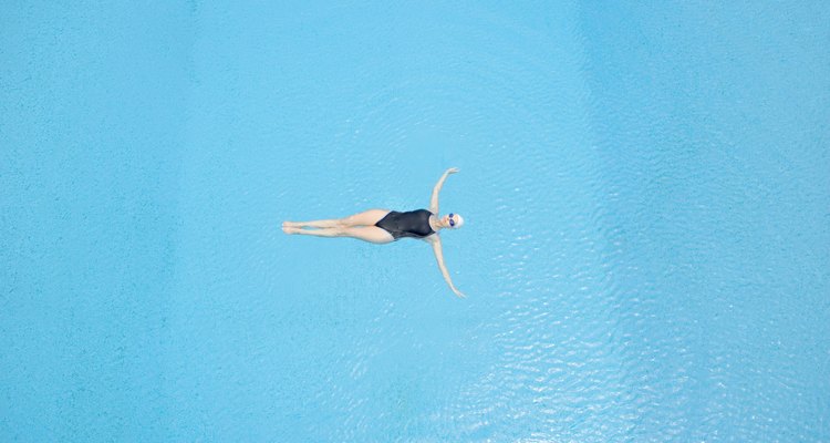 O pH alto da água pode resultar em muitos problemas para você e para a sua piscina