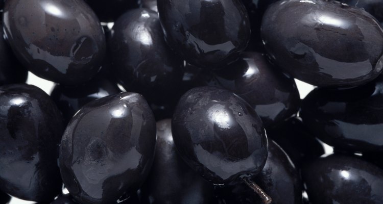 Las variedades de aceitunas ricas en aceite funcionan mejor con el método de curado de sal.