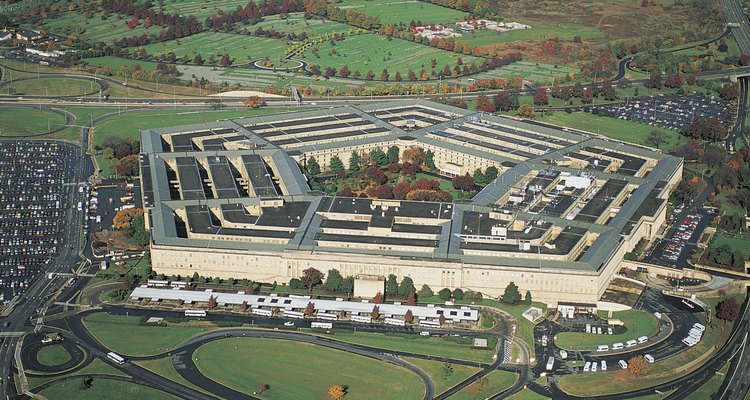 El Pentágono ha planteado cuestiones acerca de la imposibilidad de disciplinar a personal contratista.