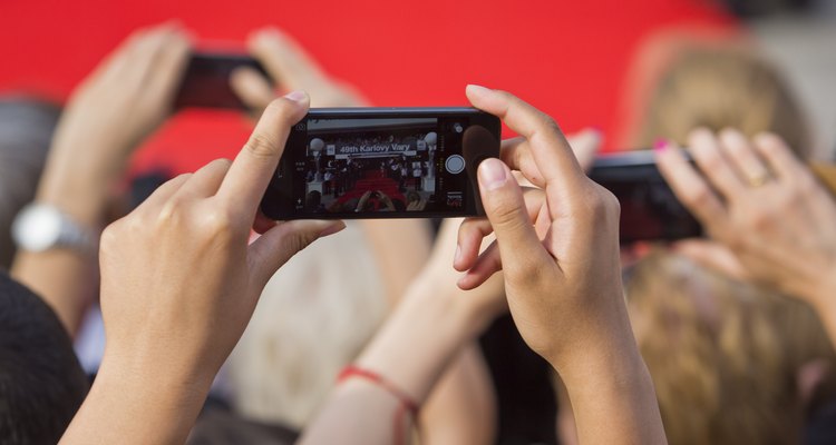 Fotos de dispositivos móveis podem ser enviadas para o Facebook
