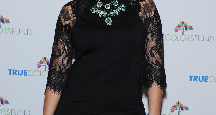 Nelly Furtado no evento Cyndi Lauper And Friends em dezembro de 2013