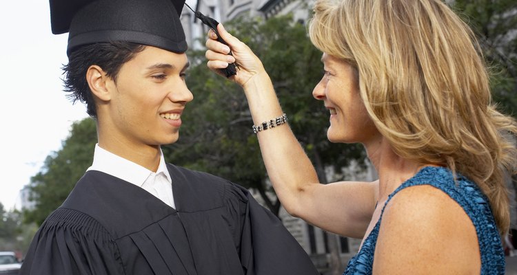 Cómo ser vestido la madre una graduación?