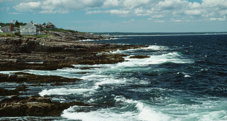 Las costas rocosas de Maine esconden un montón de hermosos cristales de mar.