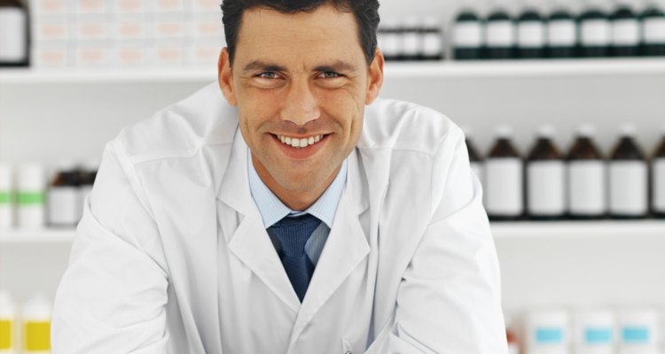 Farmacêutico na farmácia