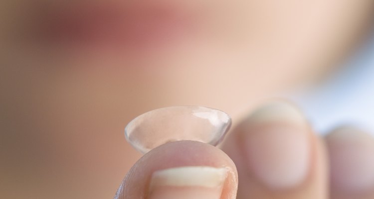 Nem todas as lentes de contato são iguais, portanto, analise as diferenças antes de comprá-las