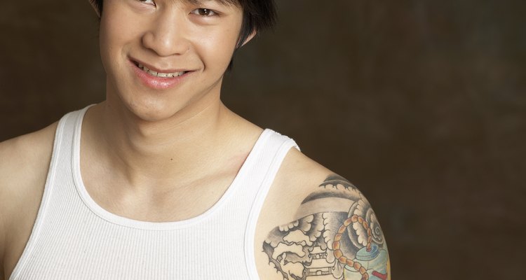 Tatuagens podem representar facetas da sua personalidade ou eventos da sua vida.