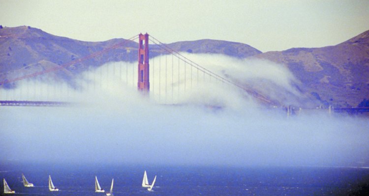 El puente Golden Gate es uno de los muchos puentes de renombre acerca del que puedes enseñar a tu hijo.