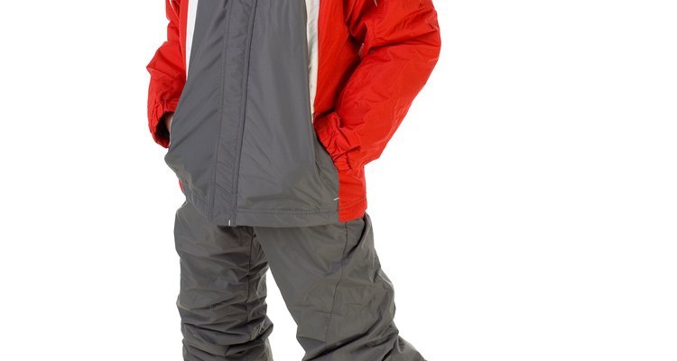 Una vez vestido, tu hijo estará listo para practicar.