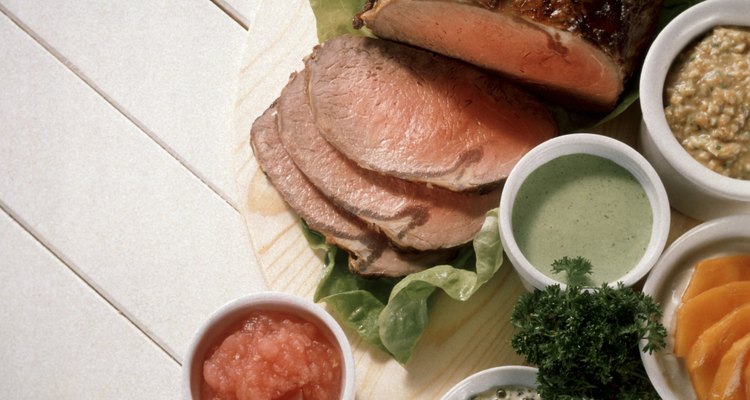 Haz carne asada el domingo y utiliza las sobras para emparedados, estofados o guisos.