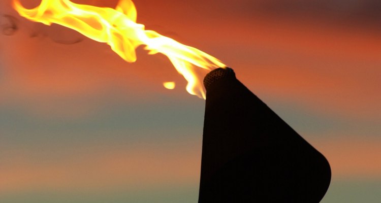 Как сделать чтобы факел горел